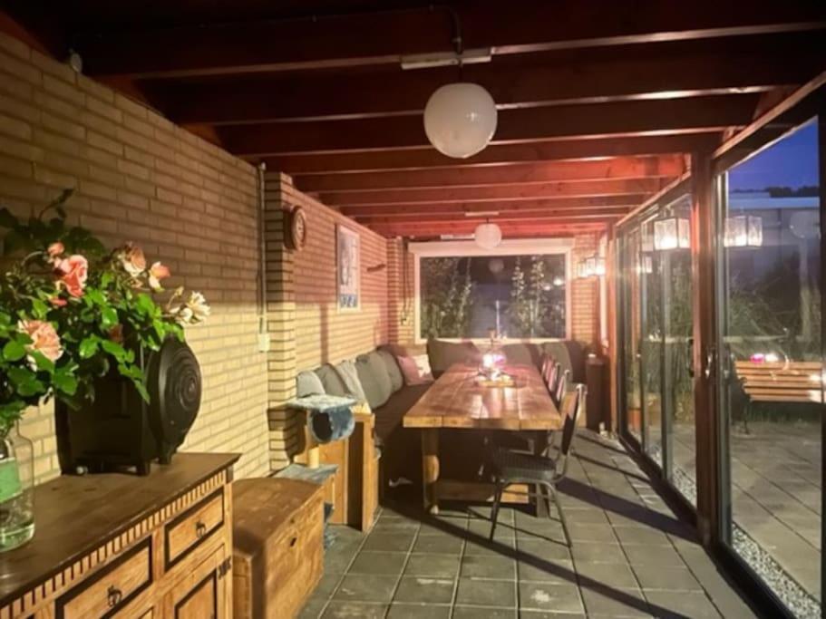 Holidayhome Zonnestraal 9P Amsterdam And The Beach 히어후코바드 외부 사진